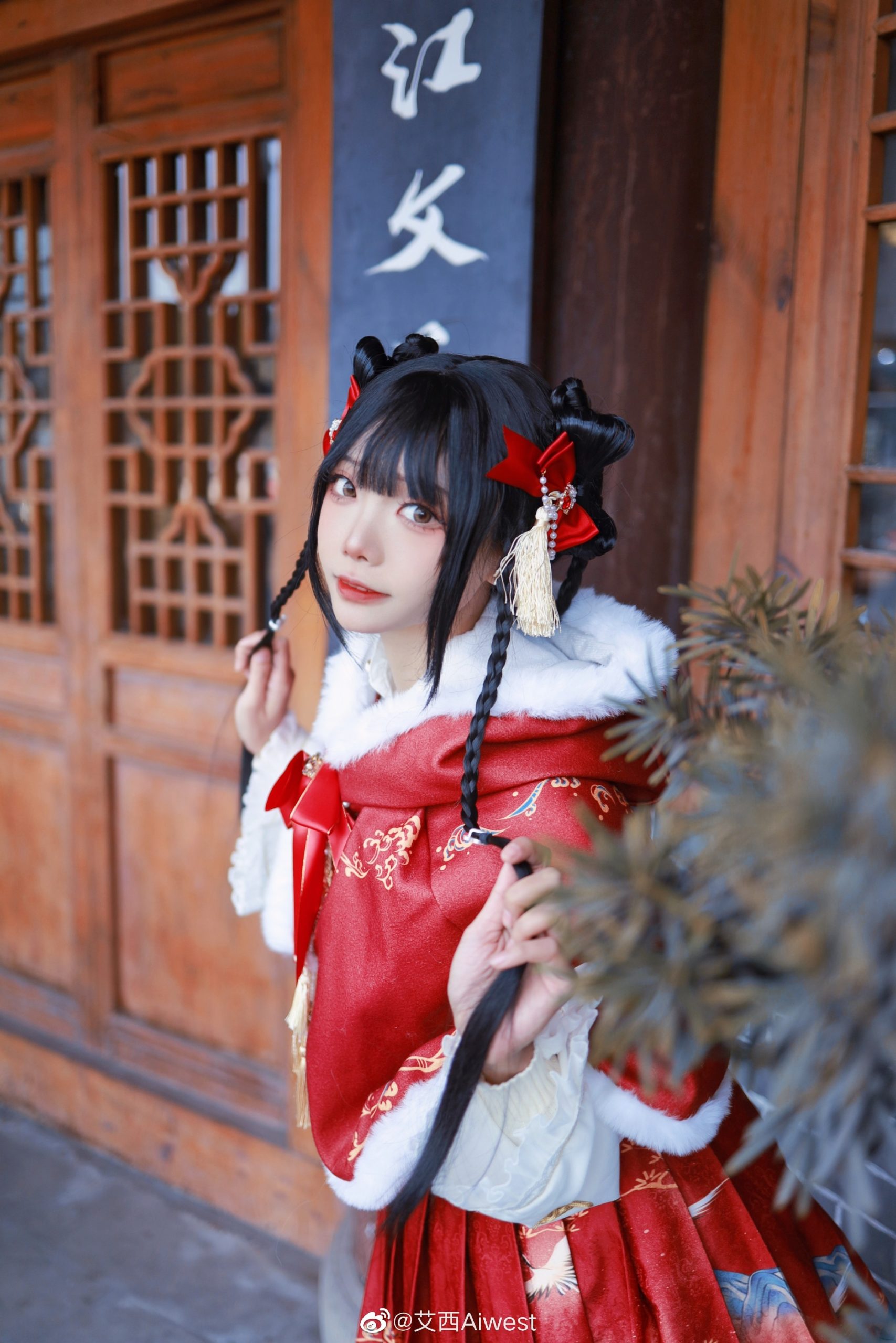 Lolita 新年新照片，喜庆的小裙裙~@艾西Aiwest-米哈社